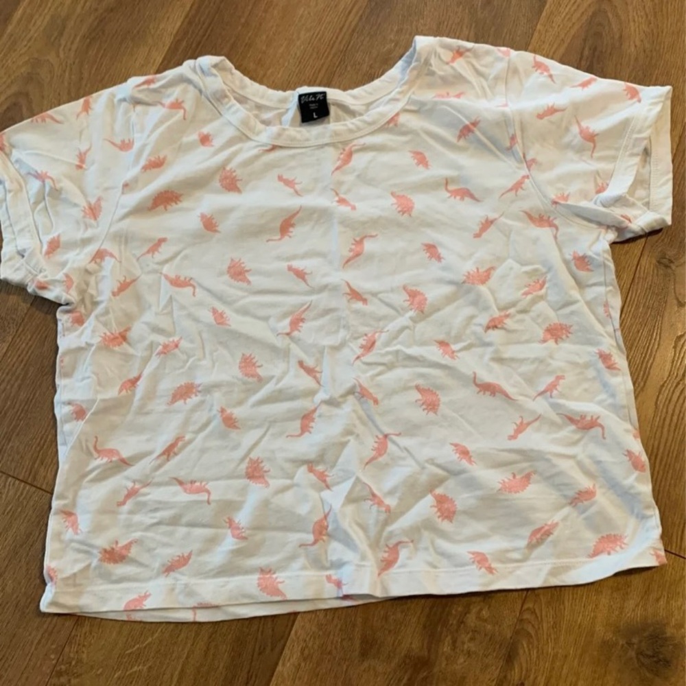 Cropped dinosaur shirt
